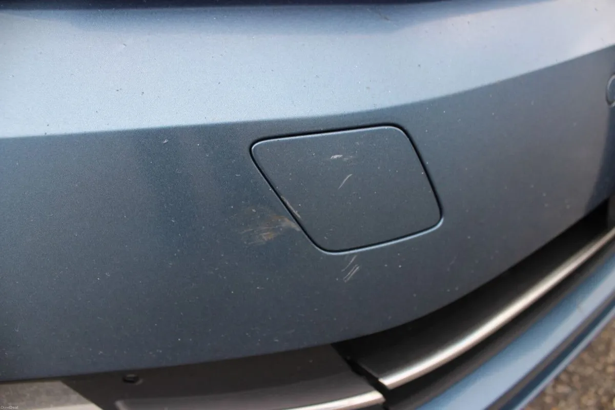 Volkswagen Passat 2.0 TDI Comfortline - TENDER 37 - Image 3
