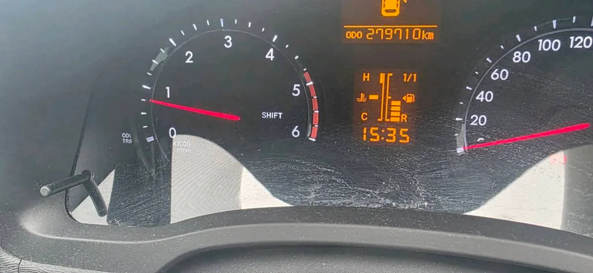 Car - Image 3