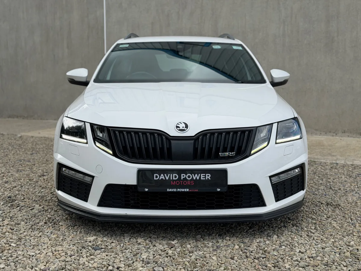 2018 Skoda Octavia Estate VRS - Image 2