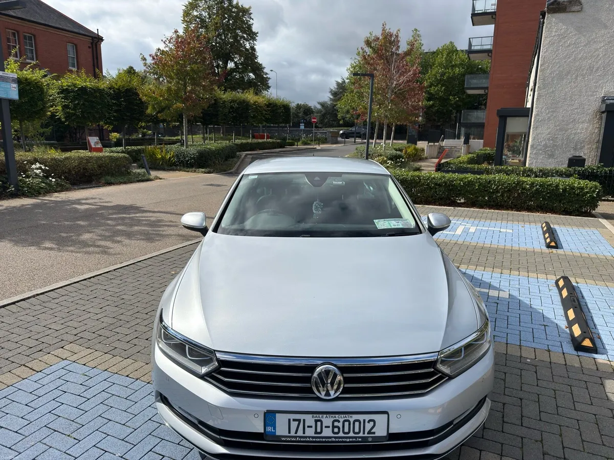 Car - Image 4