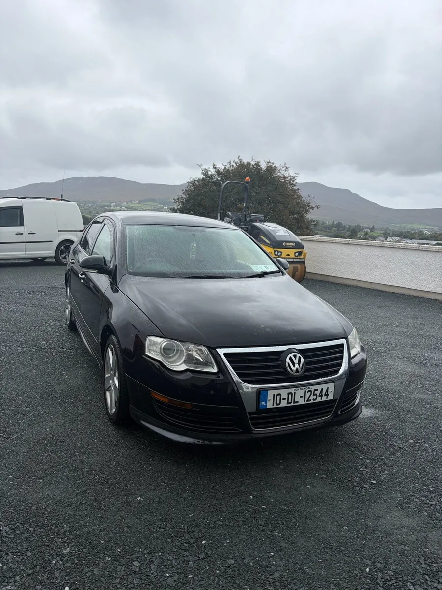 2010 VW Passat R Line - Image 1