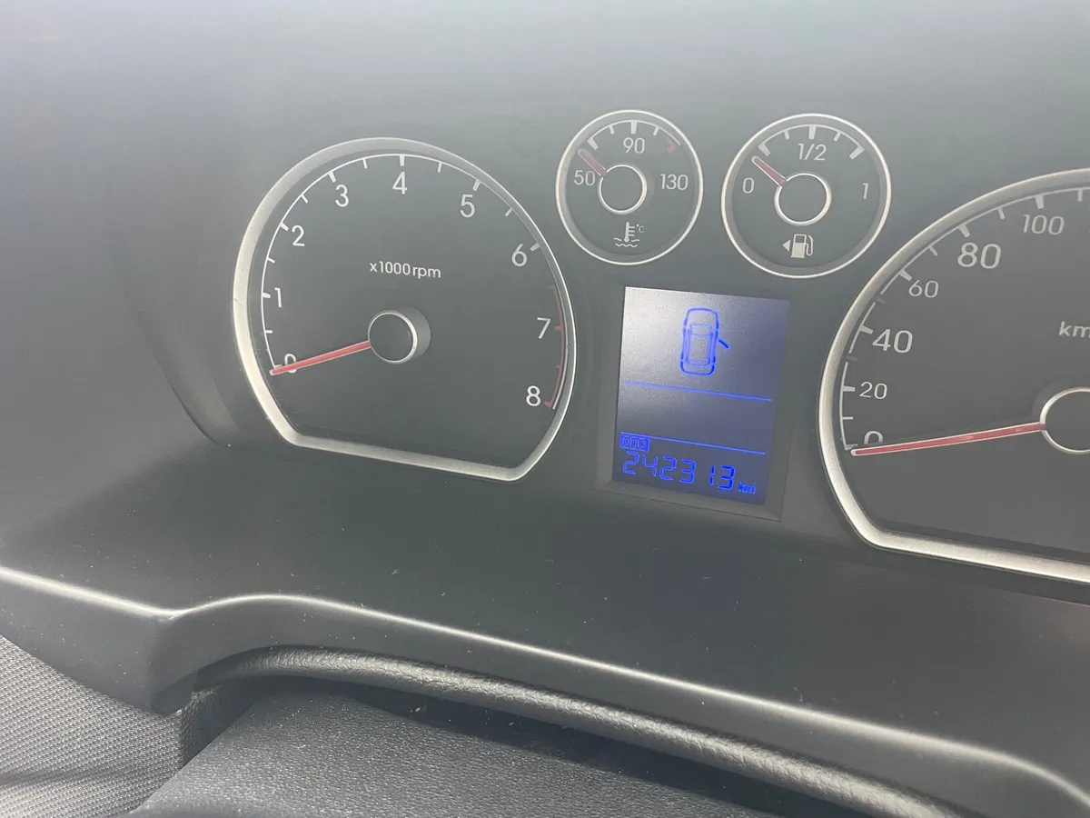 Hyundai i30 - Image 6