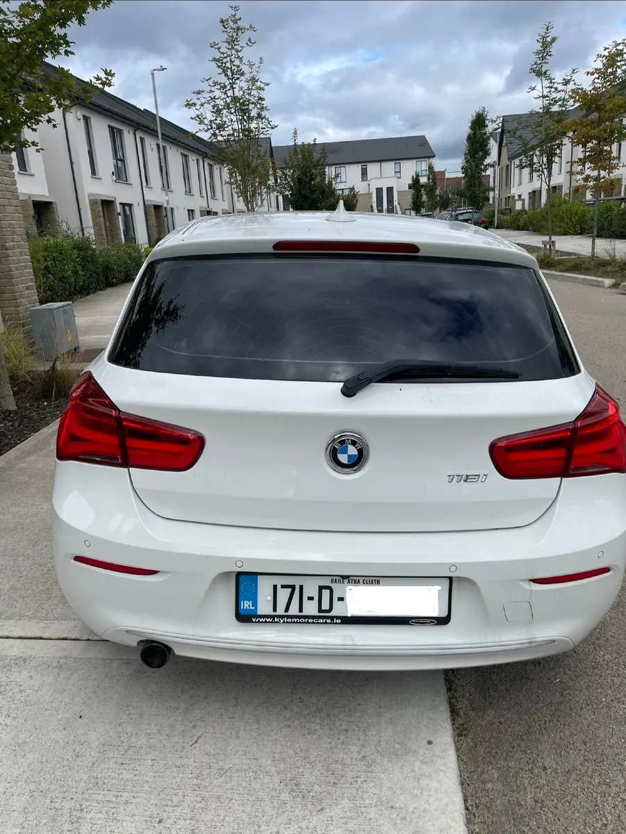 BMW 1-Series 118i 2017 - Image 4