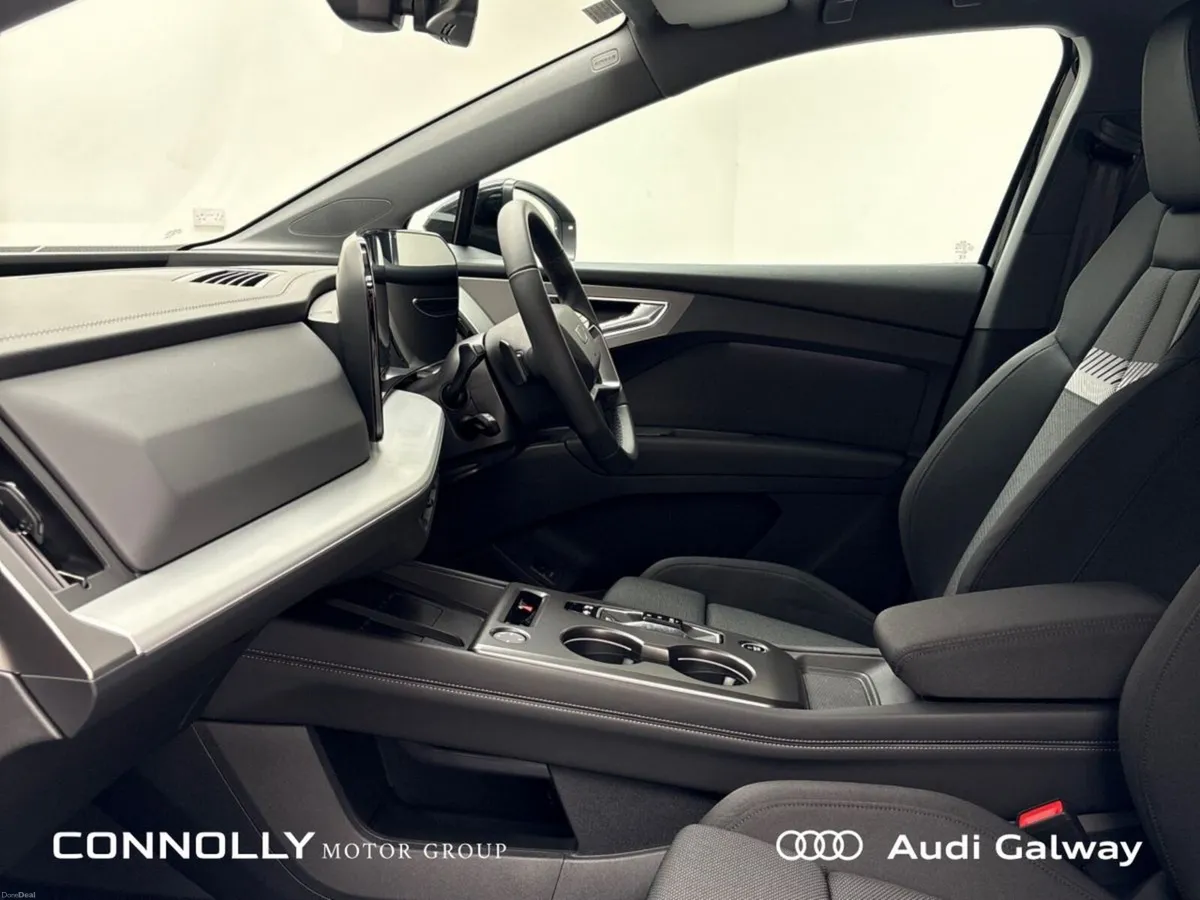 Audi Q4 e-tron €620 p/m E-TRON PERFORMANCE ADVANCE - Image 5