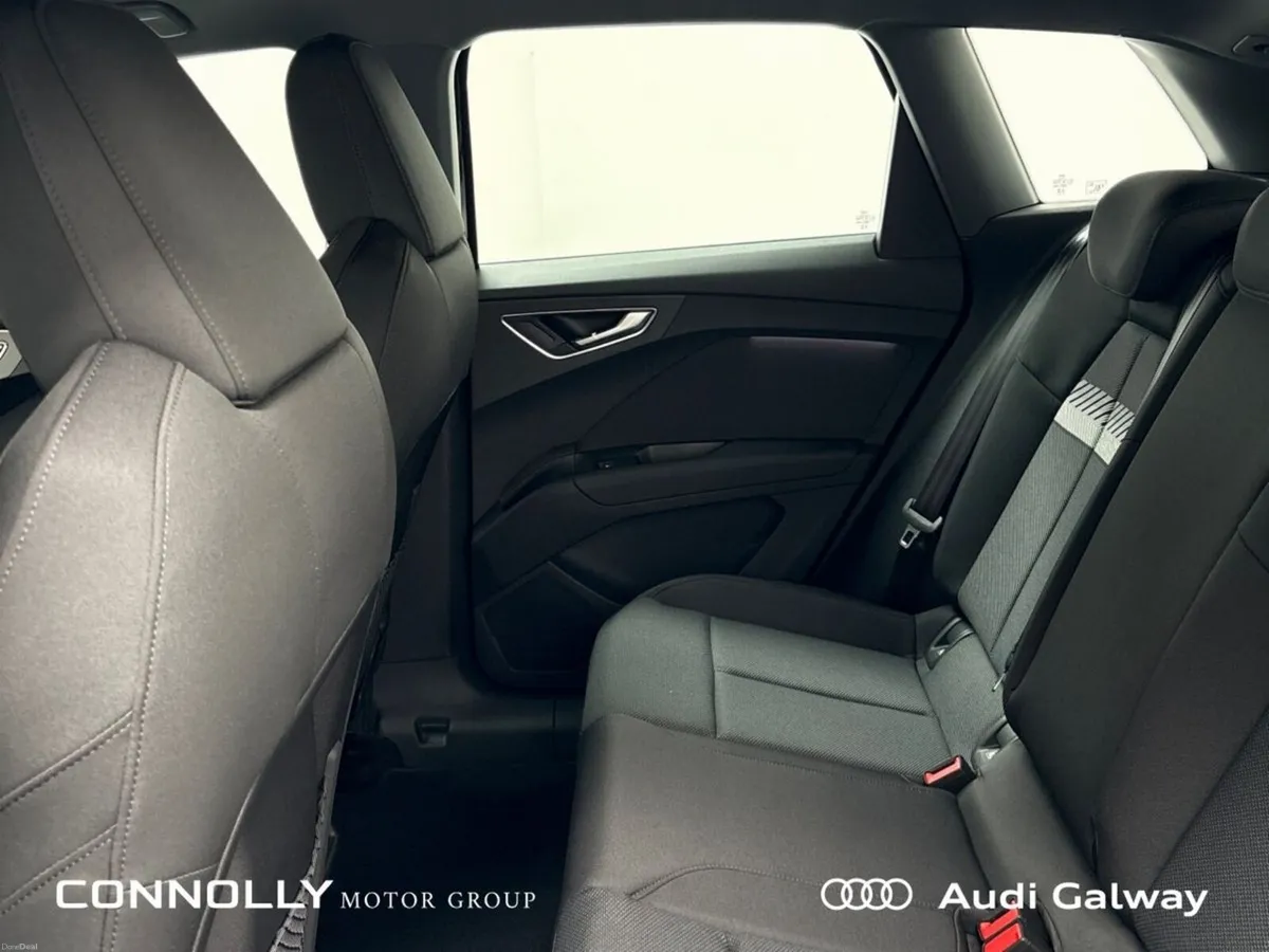Audi Q4 e-tron €620 p/m E-TRON PERFORMANCE ADVANCE - Image 6