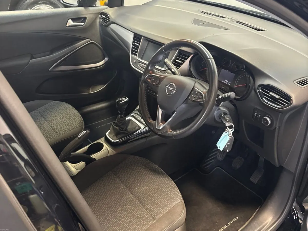 Opel Crossland SC 1.5 Turbo D 110PS 6 Speed - Image 3