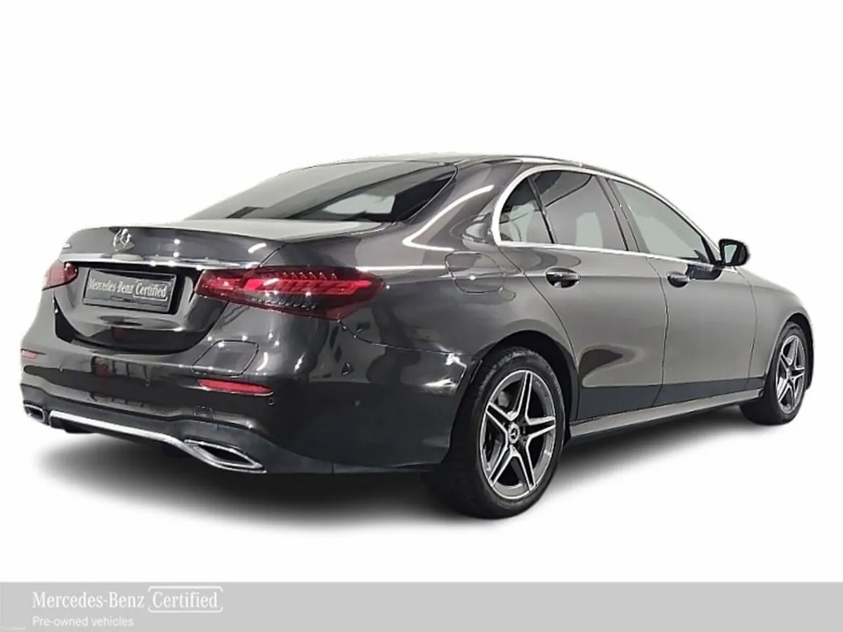 Mercedes-Benz E-Class E300e PHEV AMG Line - Image 4