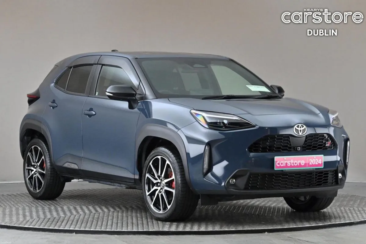 Toyota Yaris Cross 1.5 HEV E-CVT GR SPORT **LEATHE - Image 1