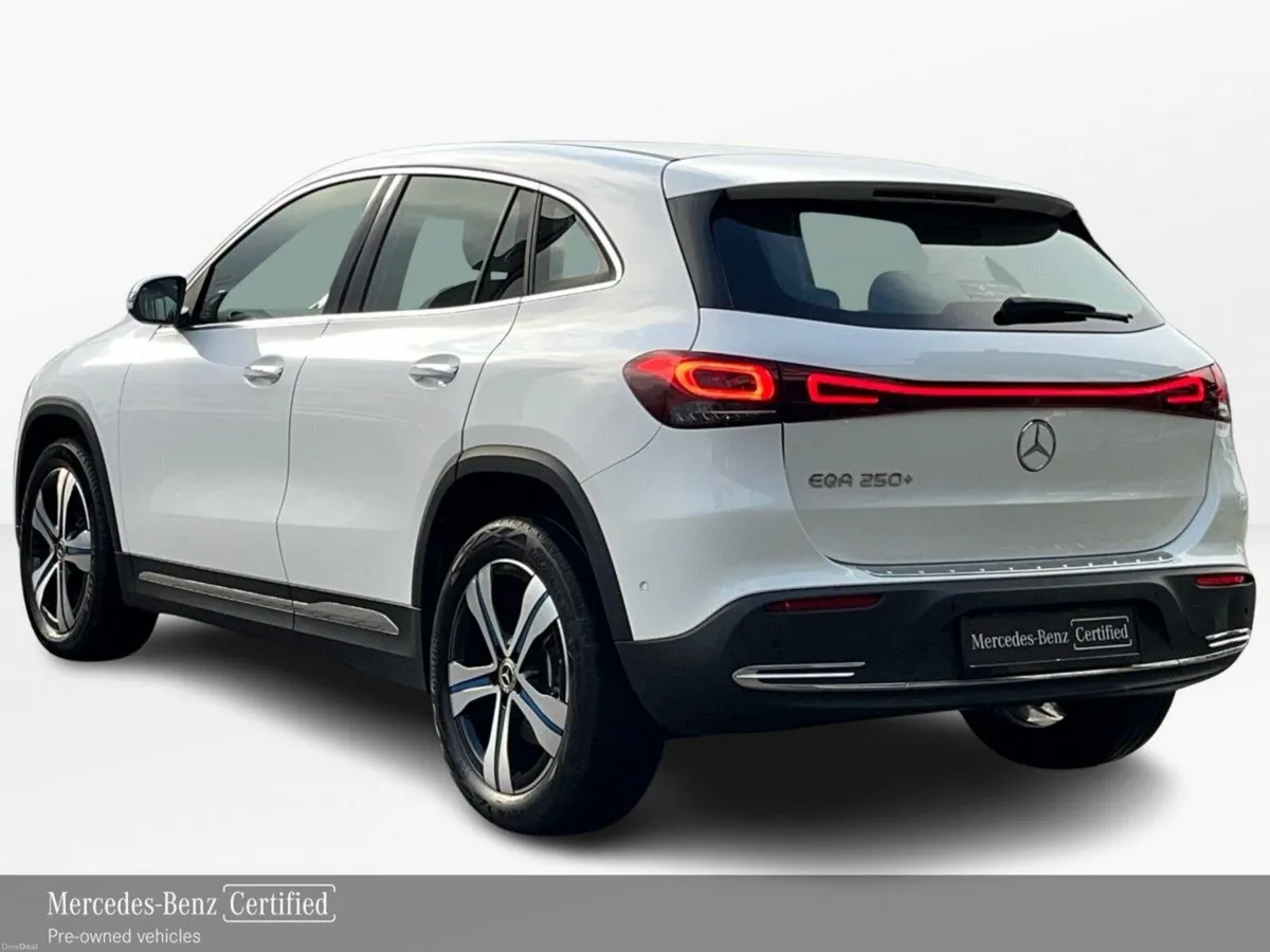Mercedes-Benz EQA 250 Progressive Line Plus Electr - Image 4