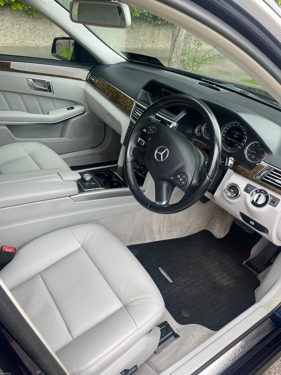 Mercedes E Class - Image 5