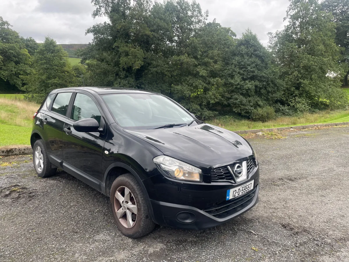 Nissan Qashqai 2012, low milage - Image 1