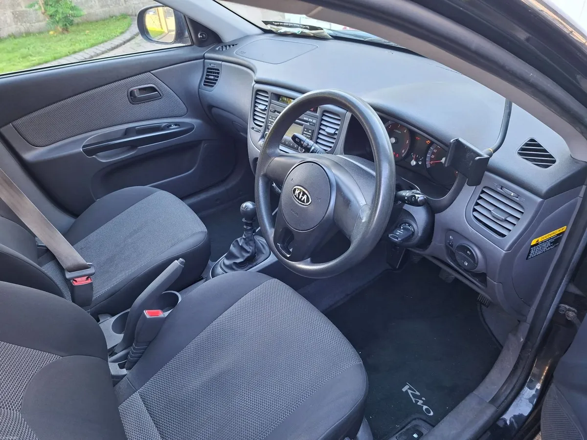 Kia Rio 2011 - Image 6