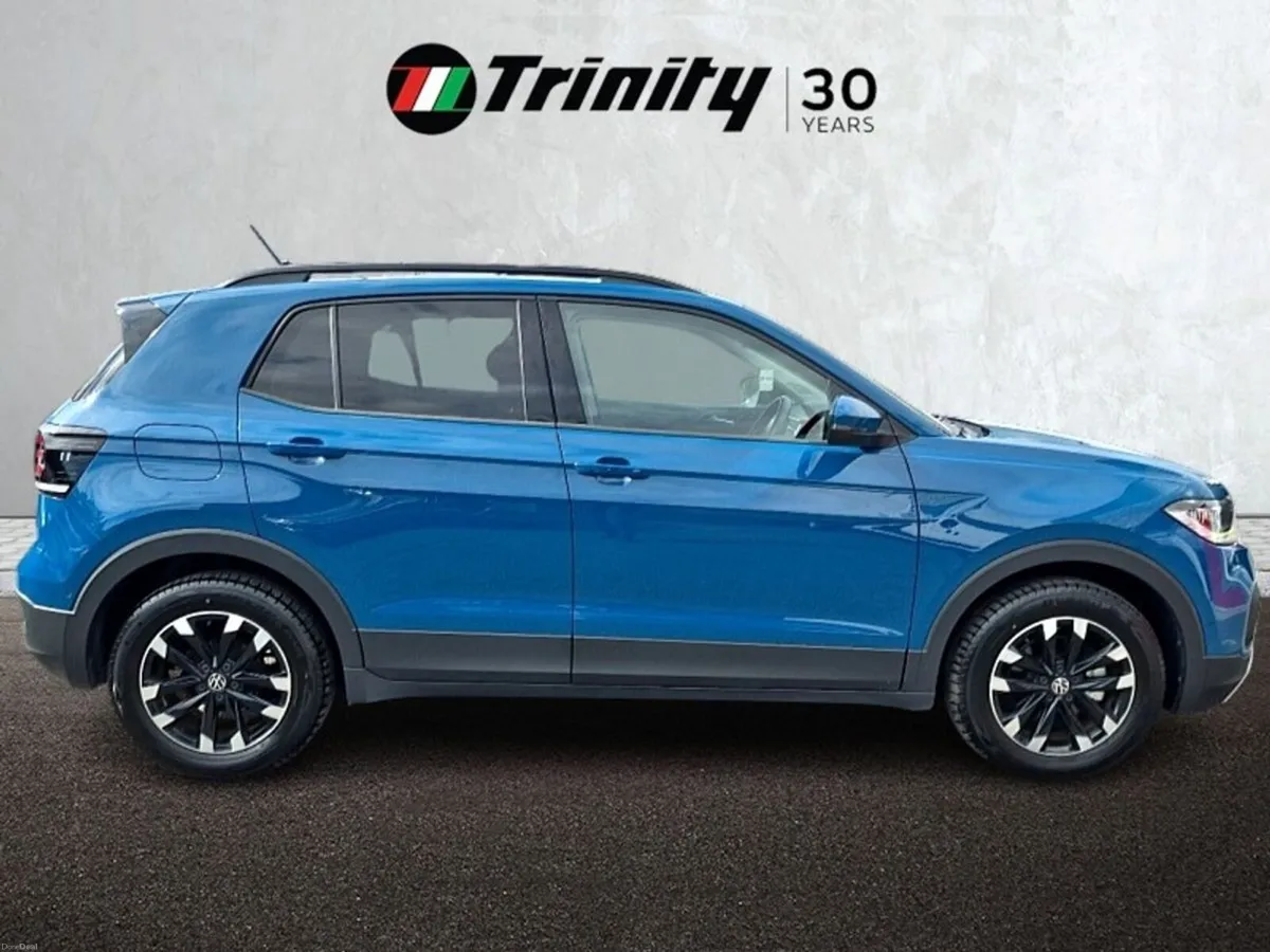 Volkswagen T-Cross ** FIRST EDITION ** AUTO ** TRI - Image 5