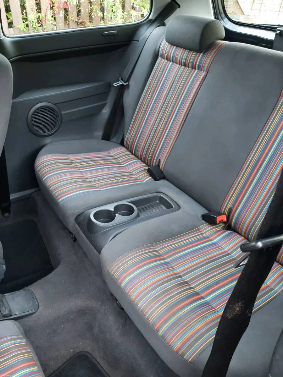 VOLKSWAGON FOX - Image 4