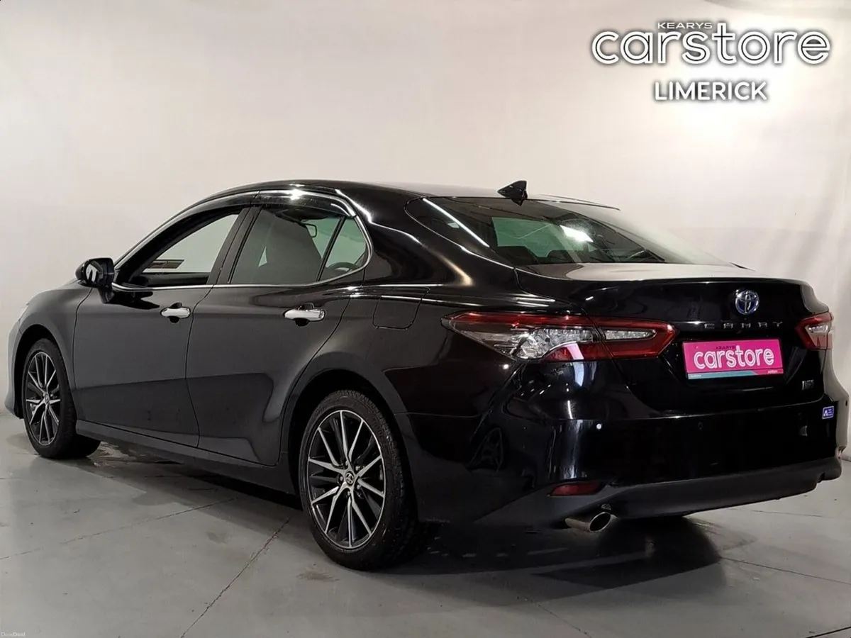 Toyota Camry 2.5 HYBRID 4D G LEATHER PACKAGE - Image 5
