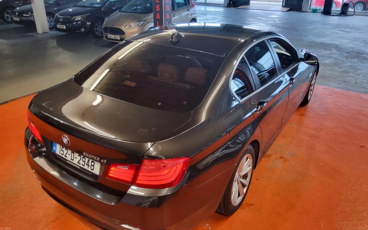 BMW 5-Series 2015 - Image 2