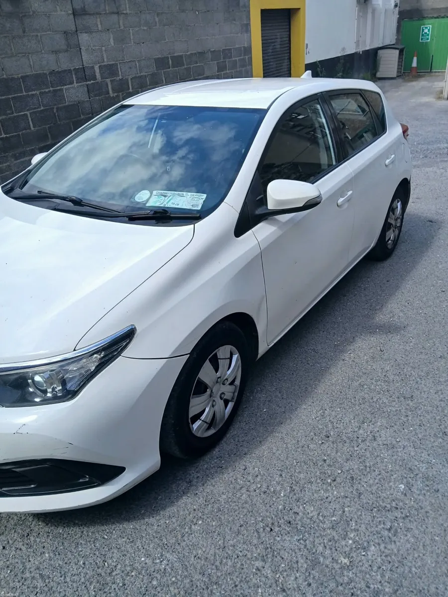 Toyota Auris 2016 Car/Van - Image 4