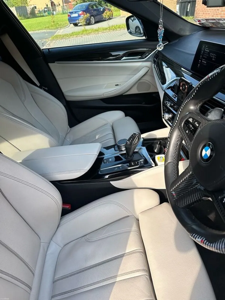 2019 Bmw 5-series - Image 6