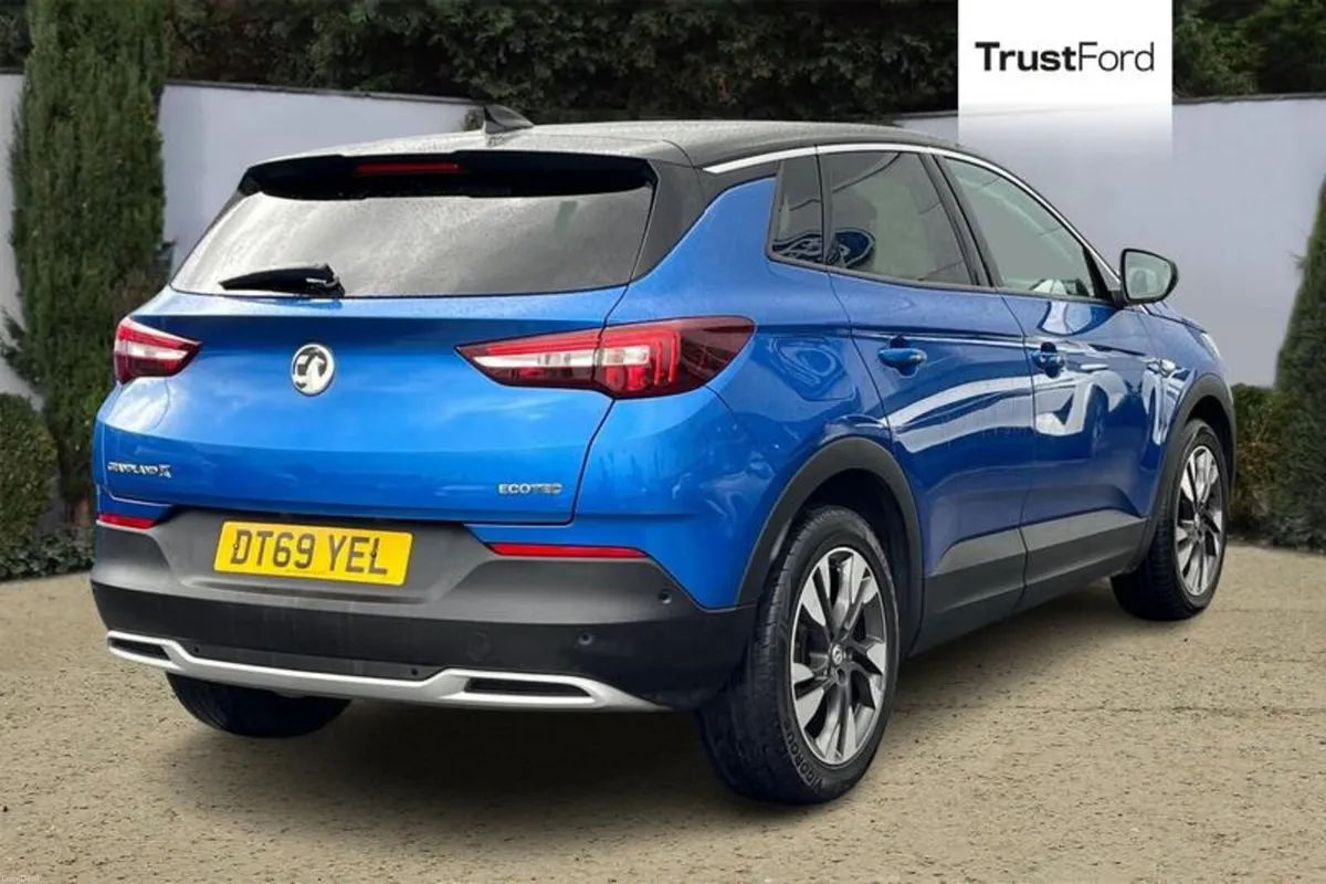 Vauxhall Grandland X 1.2 Turbo SRi Nav 5dr - Image 4
