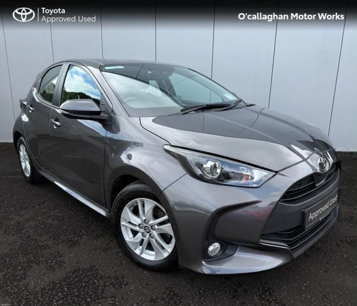 Toyota Yaris 1.5 LUNA 4DR - Image 1