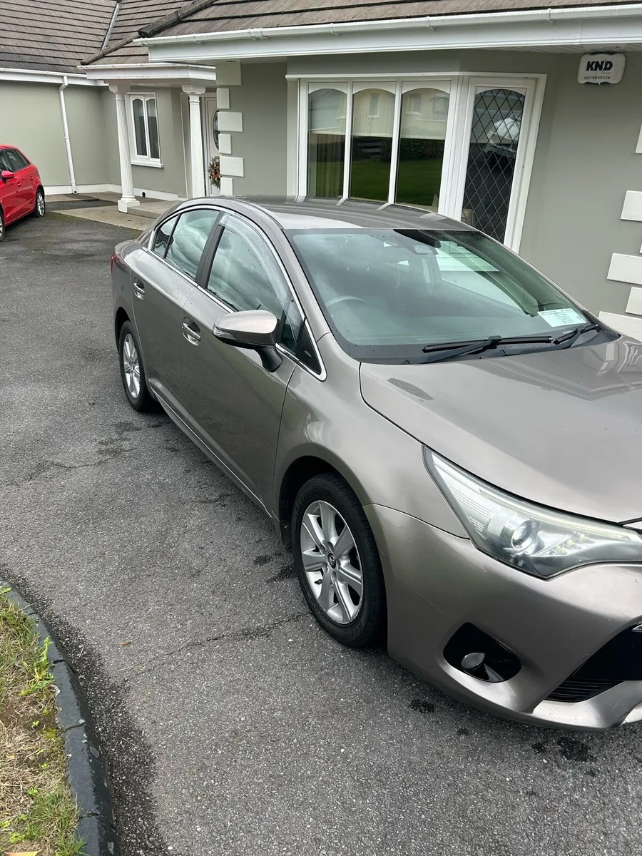 For sale 2015 Toyota Avensis 1.6 diesel - Image 2