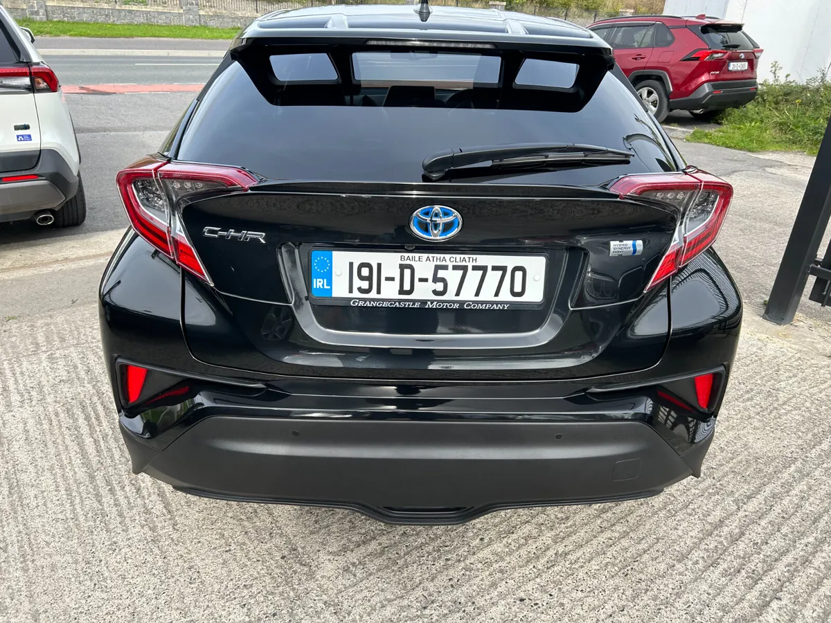 Toyota C-HR 2019, 1.8 HYBRID AUTO LOW KM HIGH SPEC - Image 6
