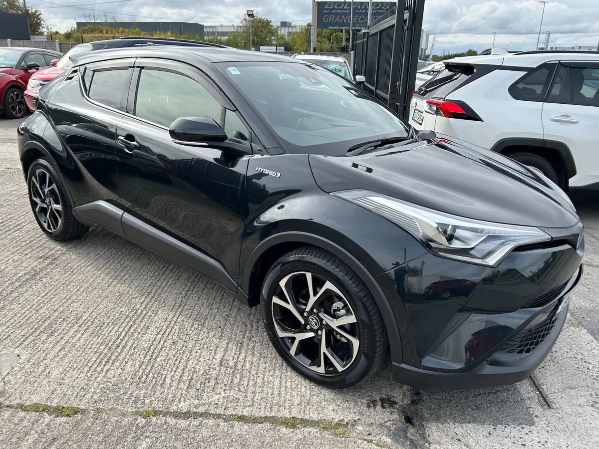 Toyota C-HR 2019, 1.8 HYBRID AUTO LOW KM HIGH SPEC - Image 1