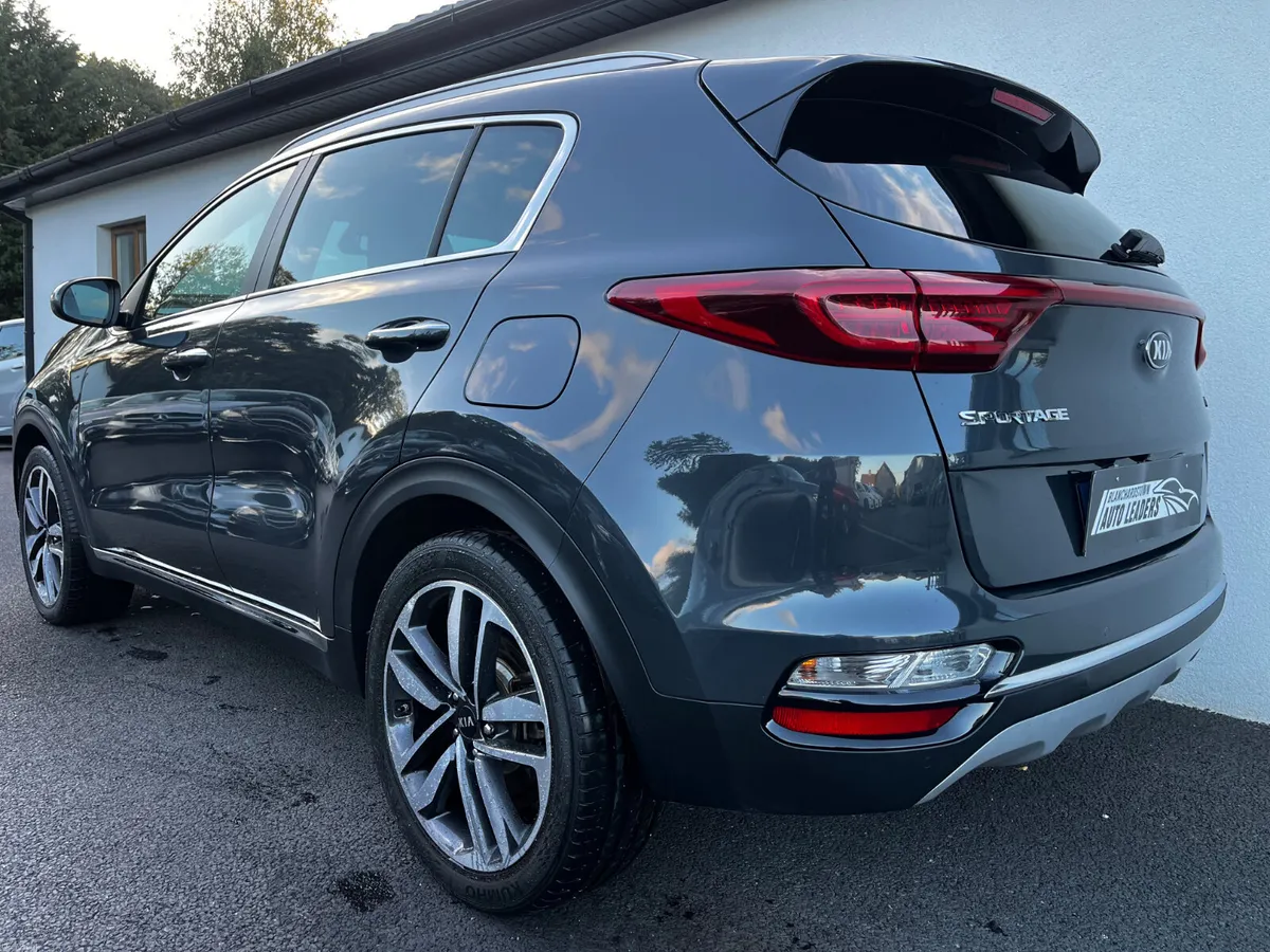 (202) KIA SPORTAGE 1.6CRDI K3 136BHP SKY VIEW NAV - Image 4