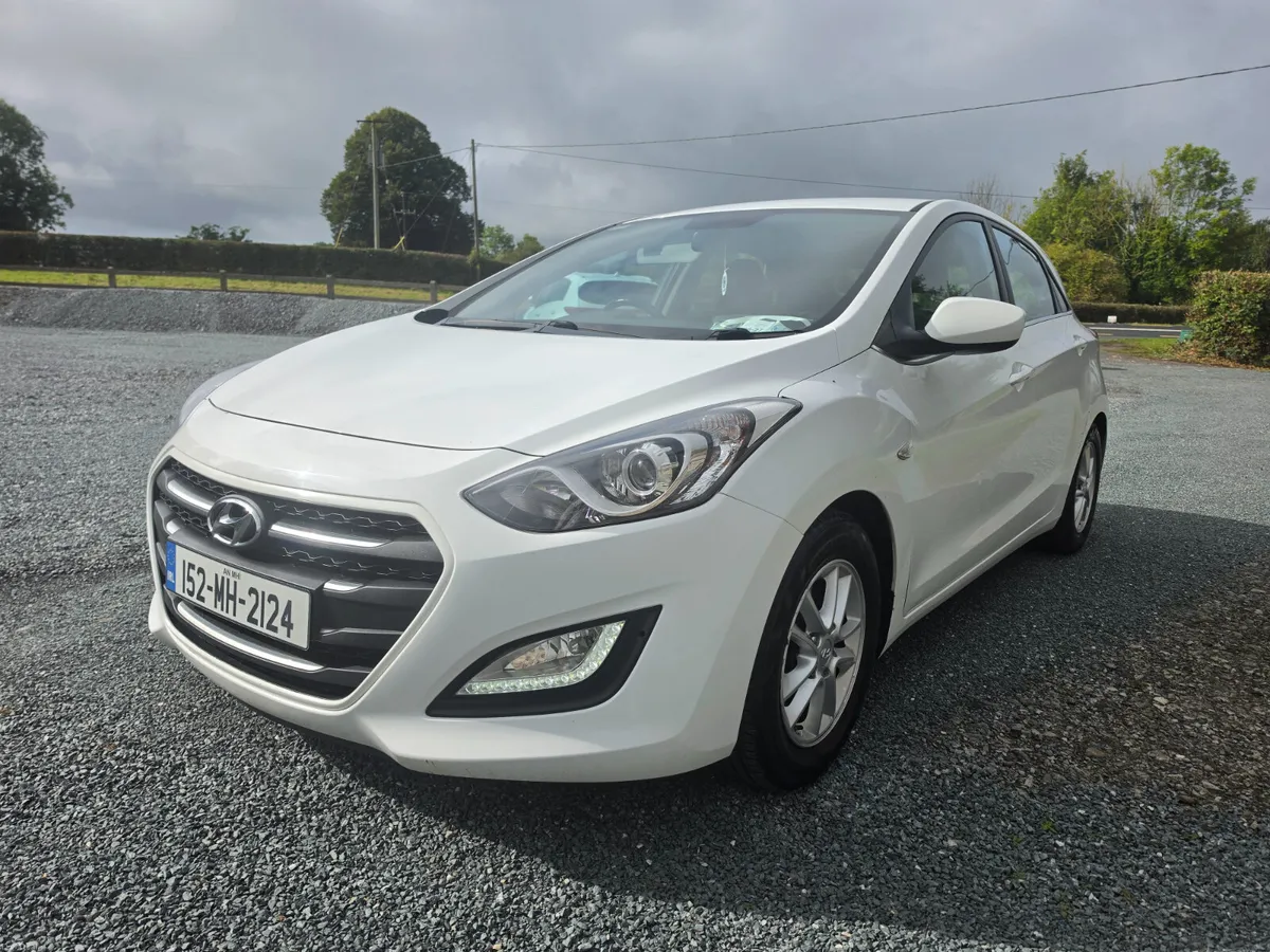 Hyundai i30  ( NCT and TAX ) 1 owner from new - Image 2