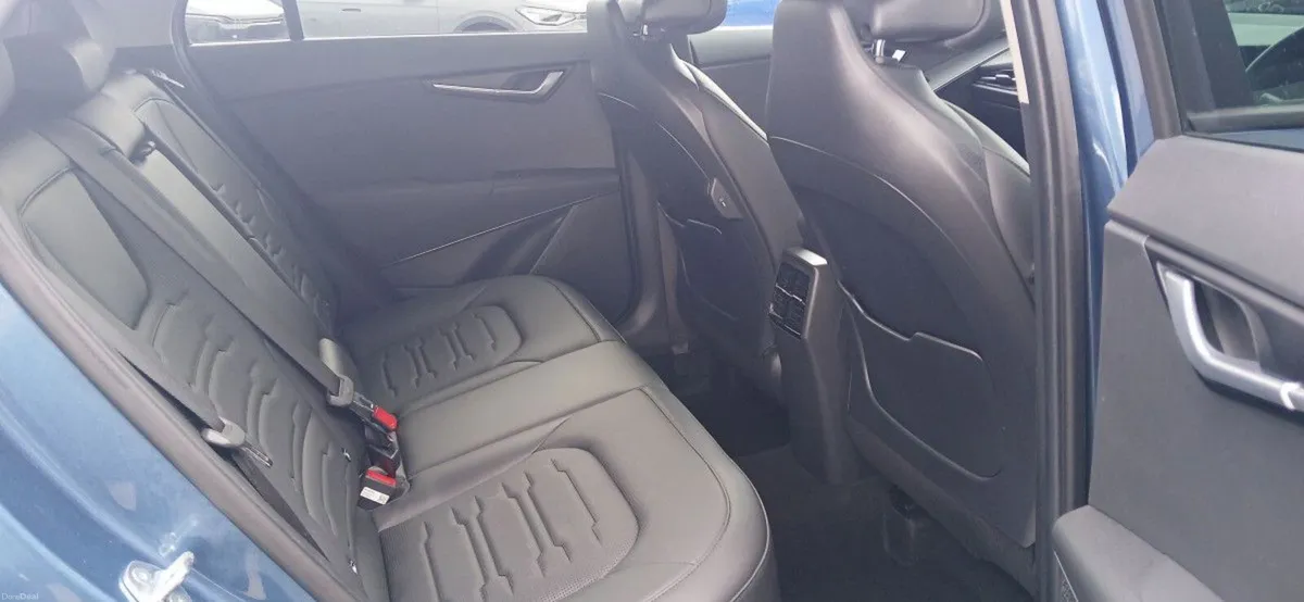 Kia Niro 1.6 Petrol Hybrid **REAR VIEW CAMERA, AND - Image 6