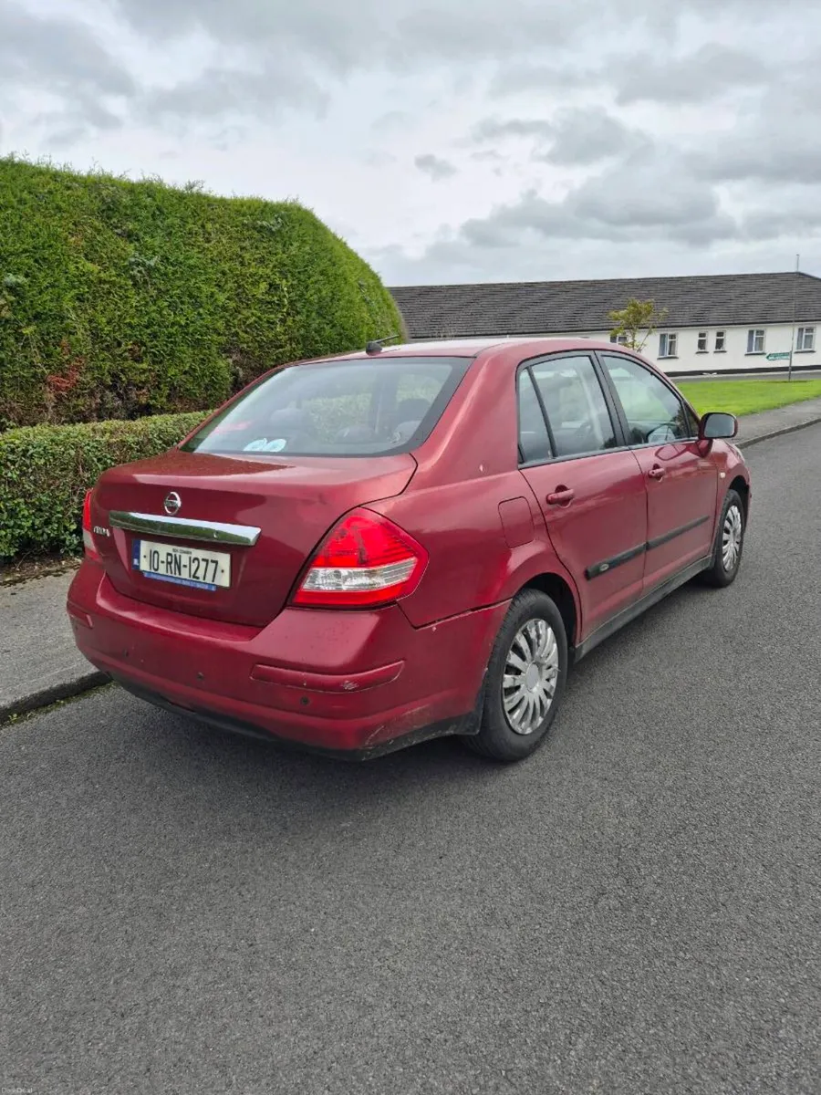 NISSAN  Tida 2010 - Image 4