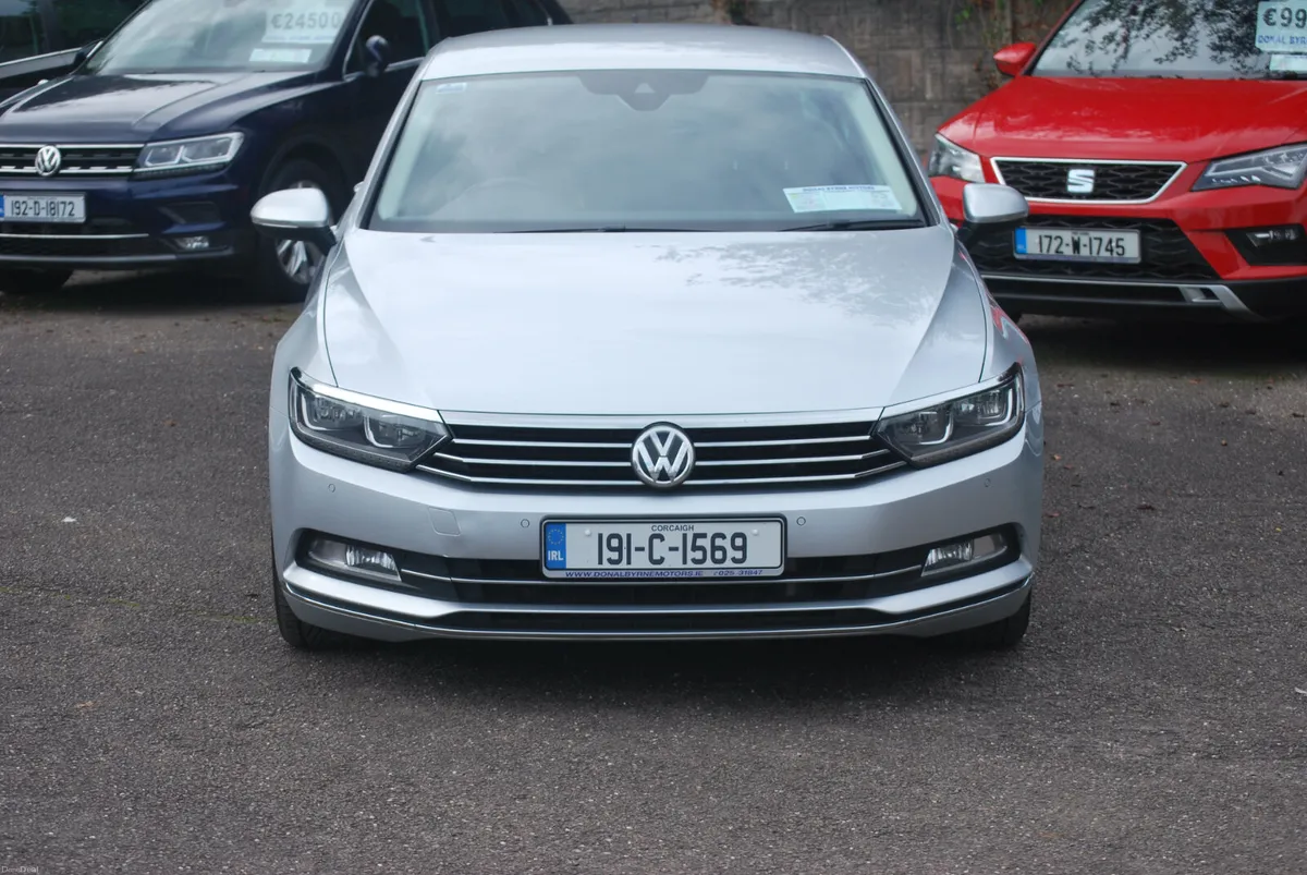 Volkswagen Passat 2019Highline 2.0 TDI - Image 2