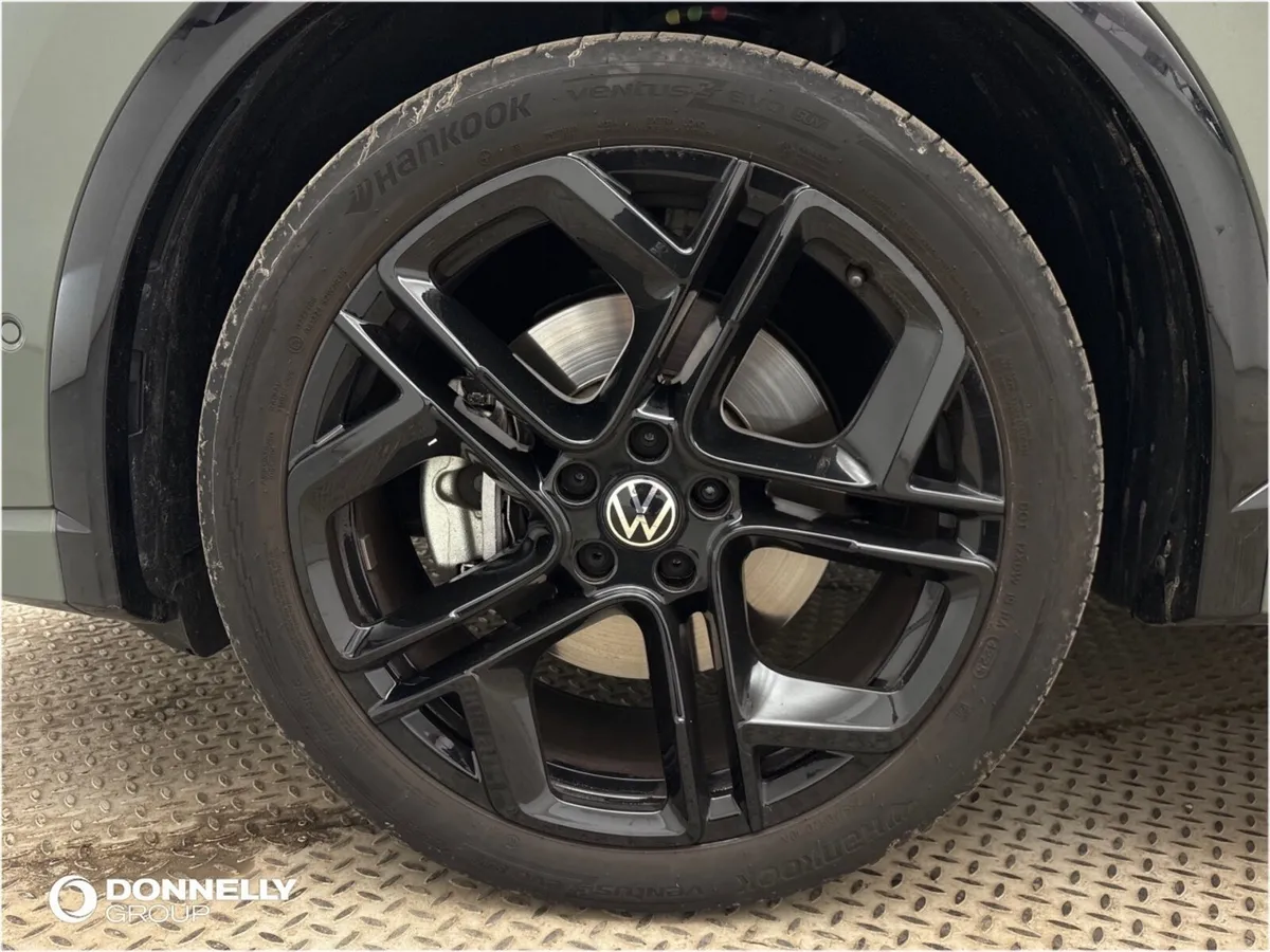 Volkswagen Tiguan 2.0 TDI R-Line 5dr DSG - Image 5