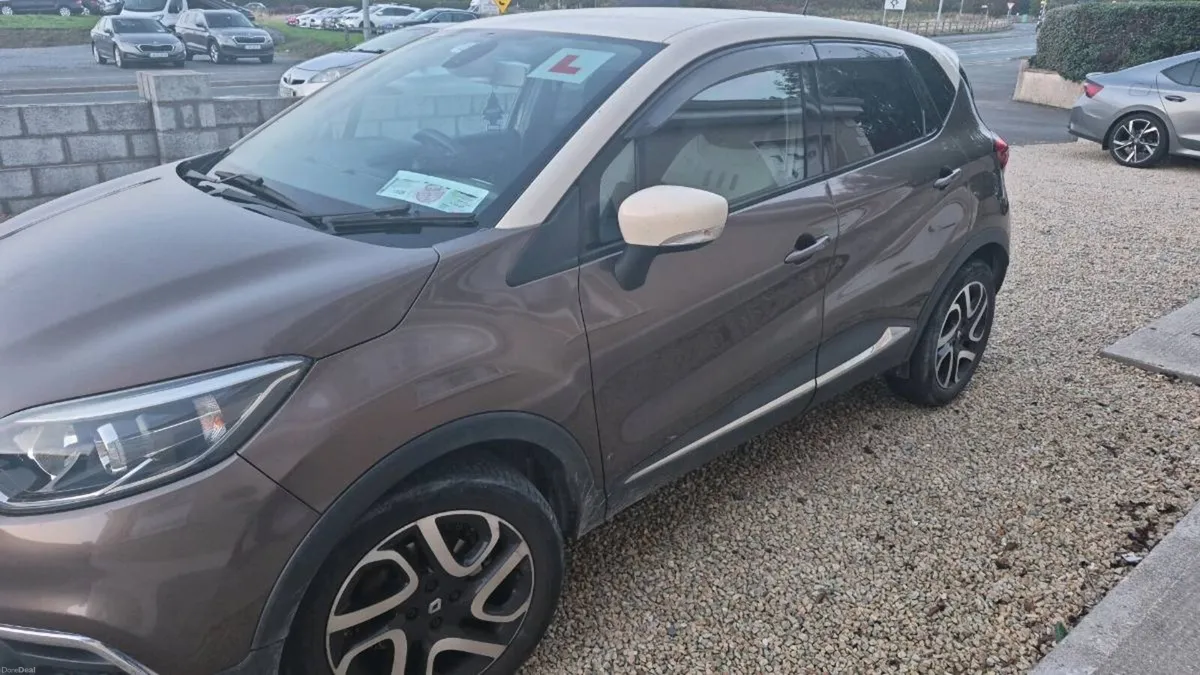 Renault Captur Atomatic - Image 4