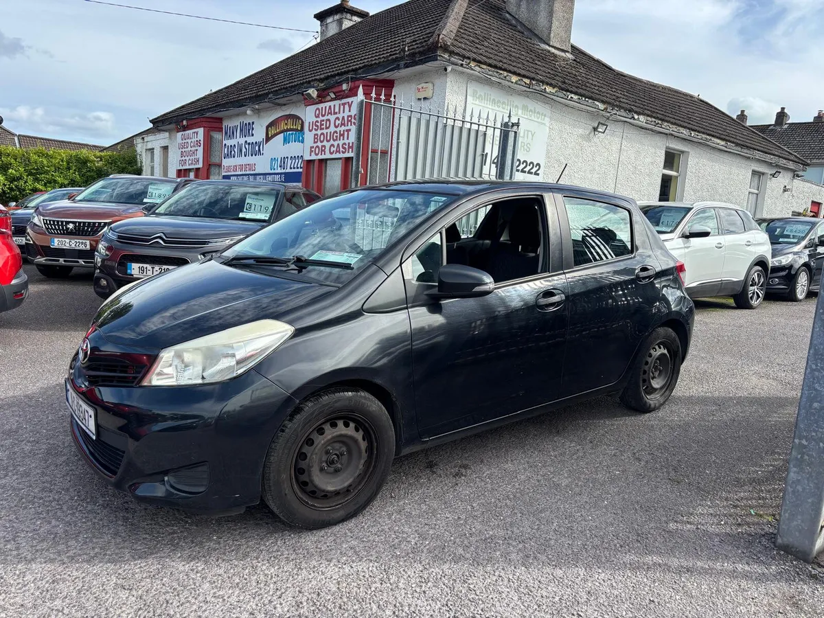Toyota Yaris 2011  1.0 PETROL NEEDS CLUTCH - Image 3