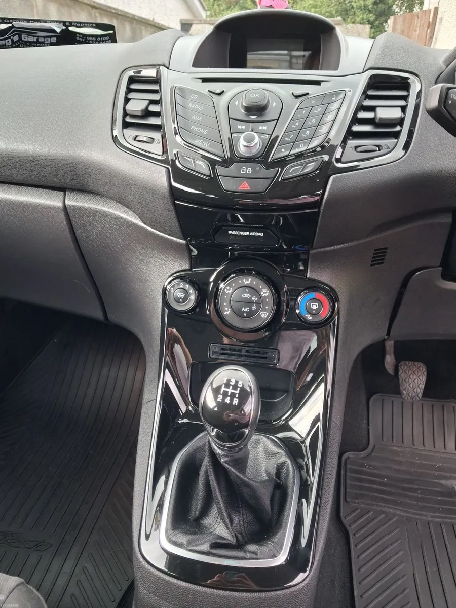 Ford Fiesta 2013 - Image 5