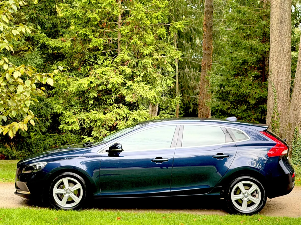 1.6 D2 115BHP 6SPD * FULL LEATHER * LOW KMS * - Image 4