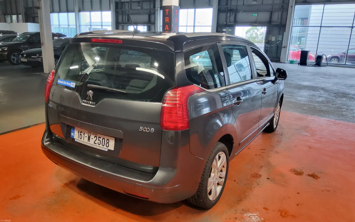 Peugeot 5008 2016 - Image 3