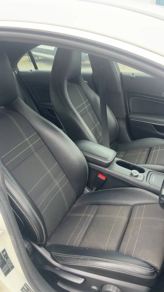 Mercedes CLA220d - Image 6