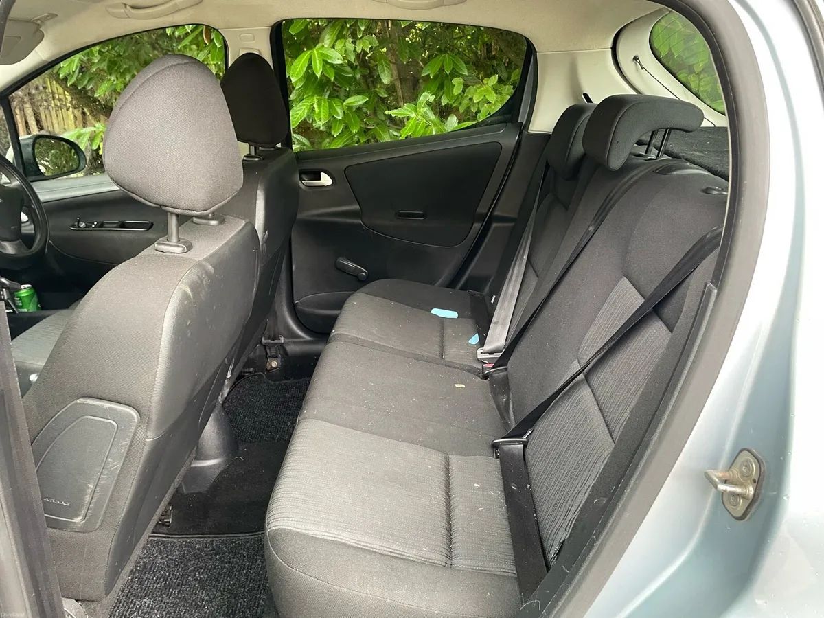11 Peugeot 207 1.4 Nct 5/27  €1350 - Image 3