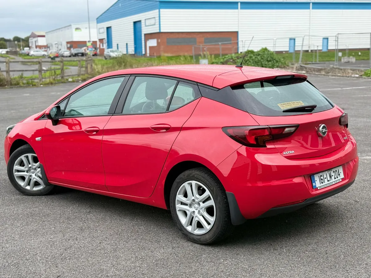 2016 Opel Astra 1.6 Diesel Nct 01.2027 - Image 2