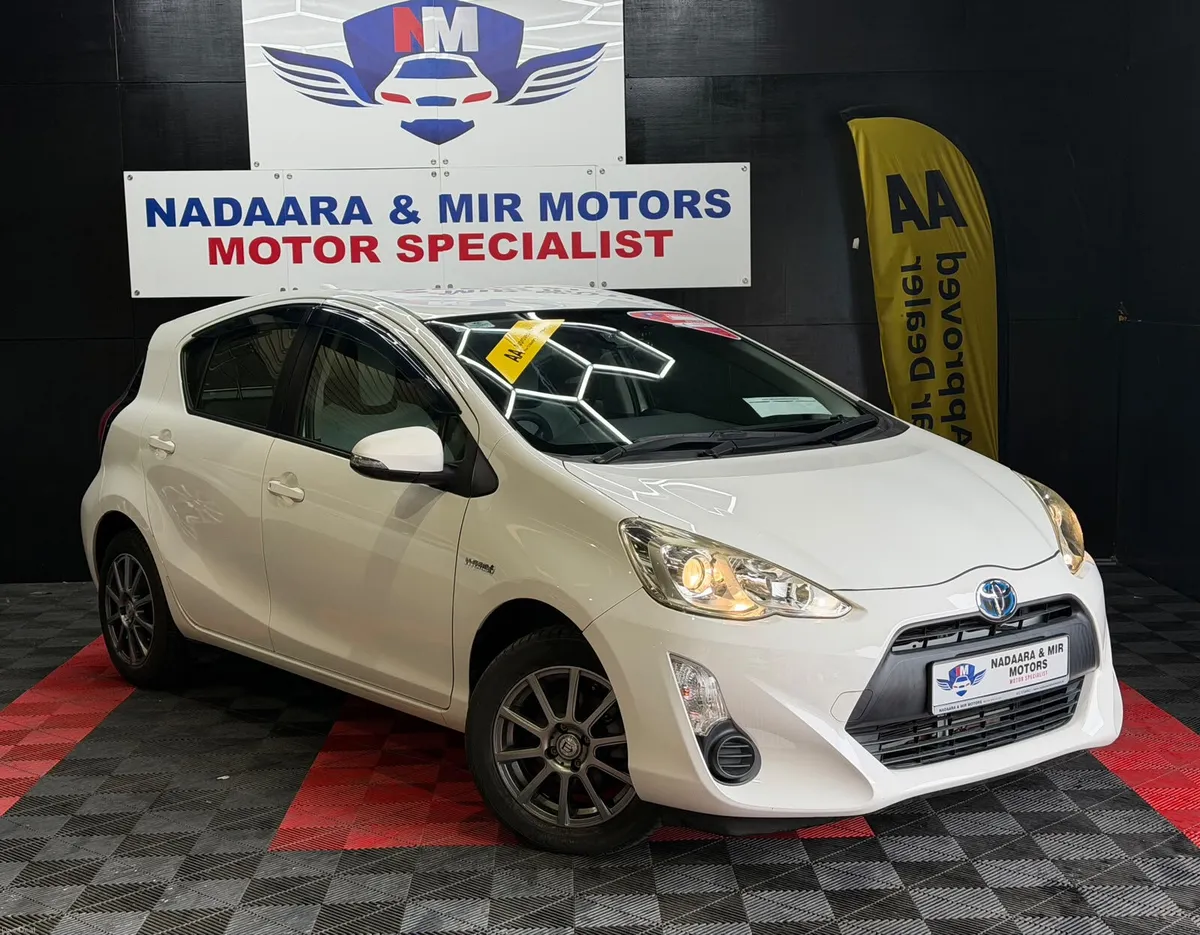 2017 TOYOTA AQUA AUTO 2 YEARS NCT WARRANTY 3 KEYS - Image 1