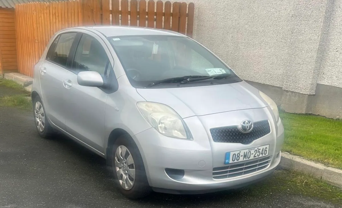 Toyota Yaris - Image 6