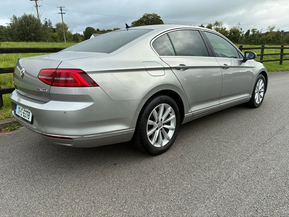 Vw Passat Highline 2017 - Image 4