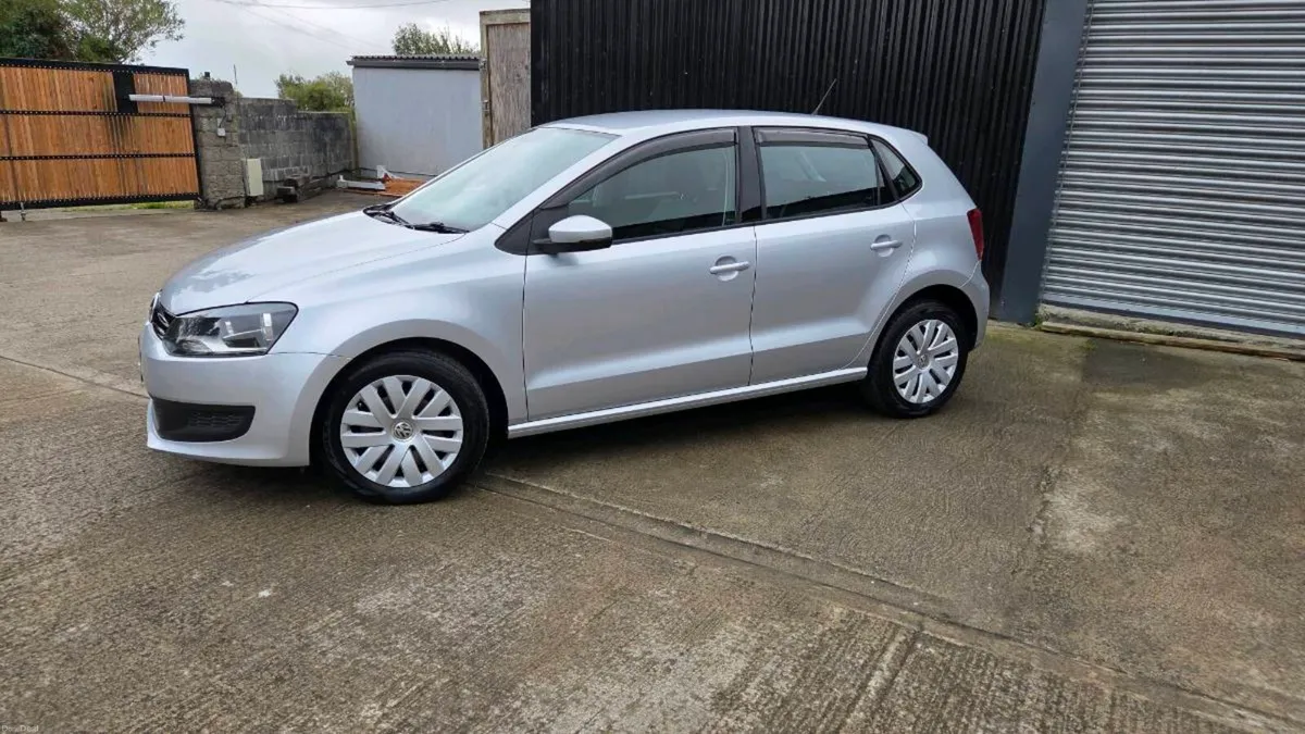 Volkswagen polo 1.2Tsi/ petrol/Automatic - Image 4