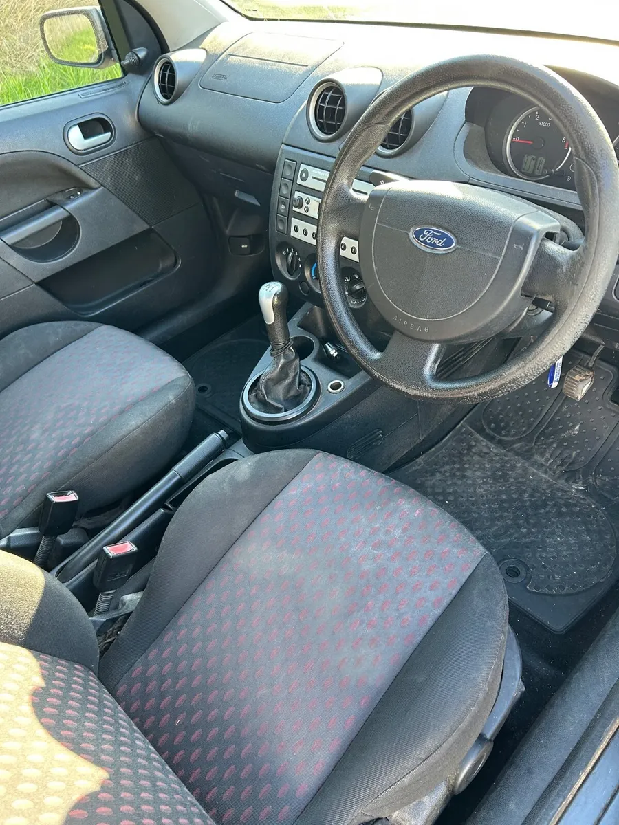Ford Fiesta - Image 5