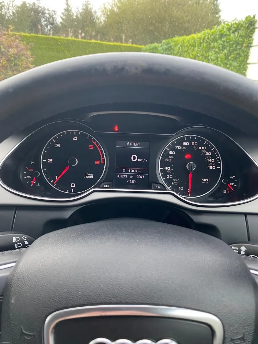 Car - Image 4