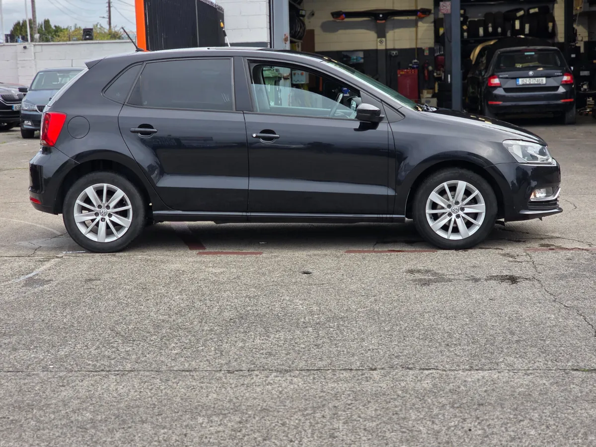 VW Polo Trendline 1.0 Petrol - Image 2