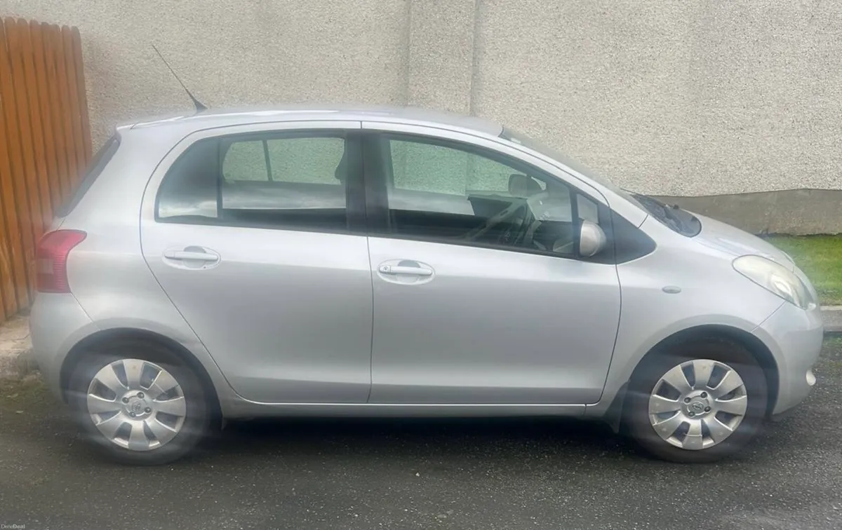 Toyota Yaris - Image 1