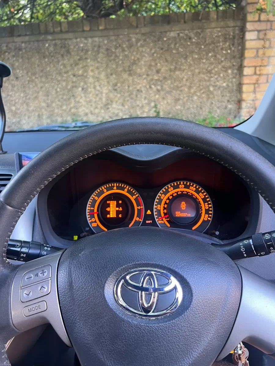 Toyota Auris 2010-3500€ - Image 6
